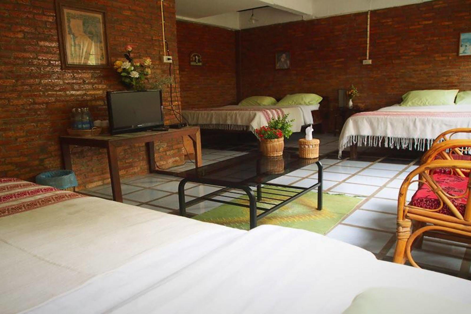 Srinual Lodge Nan Extérieur photo